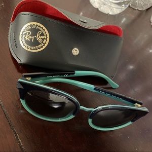Tory Burch Sunglasses used lightly 🕶